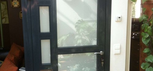 Porte d’entrée de maison Grabels