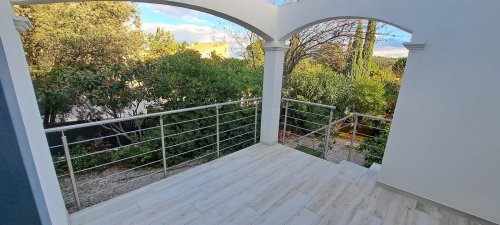 Métallerie sur mesure près de Montpellier : garde-corps inox